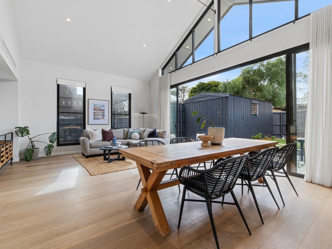 Dining zone — Extension and renovation in Thornbury, Melbourne