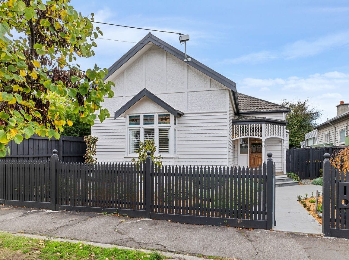 Thornbury period home with a restored weatherboard facade